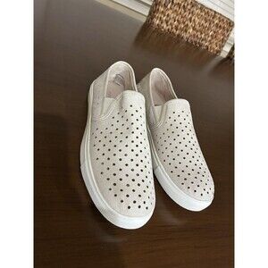 Madden Girl Shoes Womens Size 8M Slip On Sneakers Beige Fabric Perforated